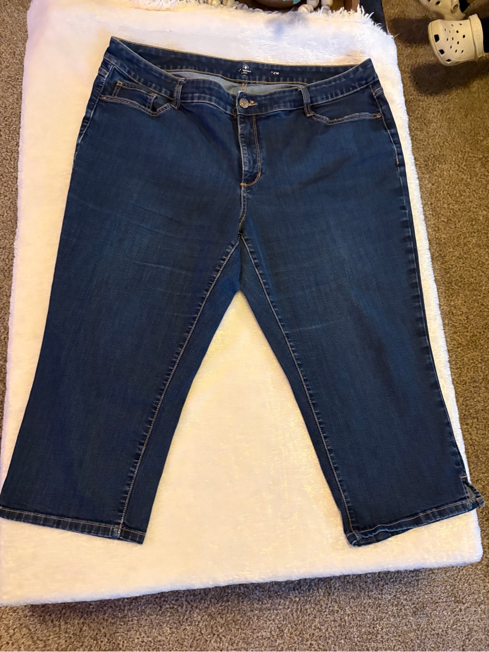 St. John's Bay Dark Blue Cropped Denim Jeans